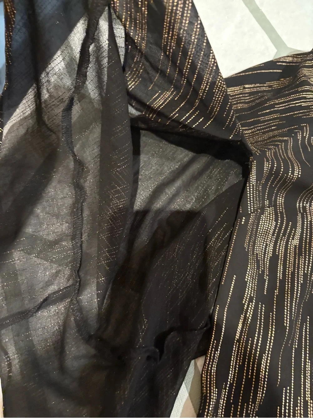3/15$ le chateau Black Blouse with Gold Metallic Stripe Accents - Picture 2 of 4